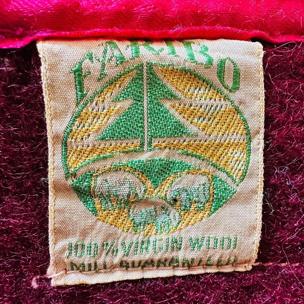 🌲Rare Vintage Pine Tree Design Blankets